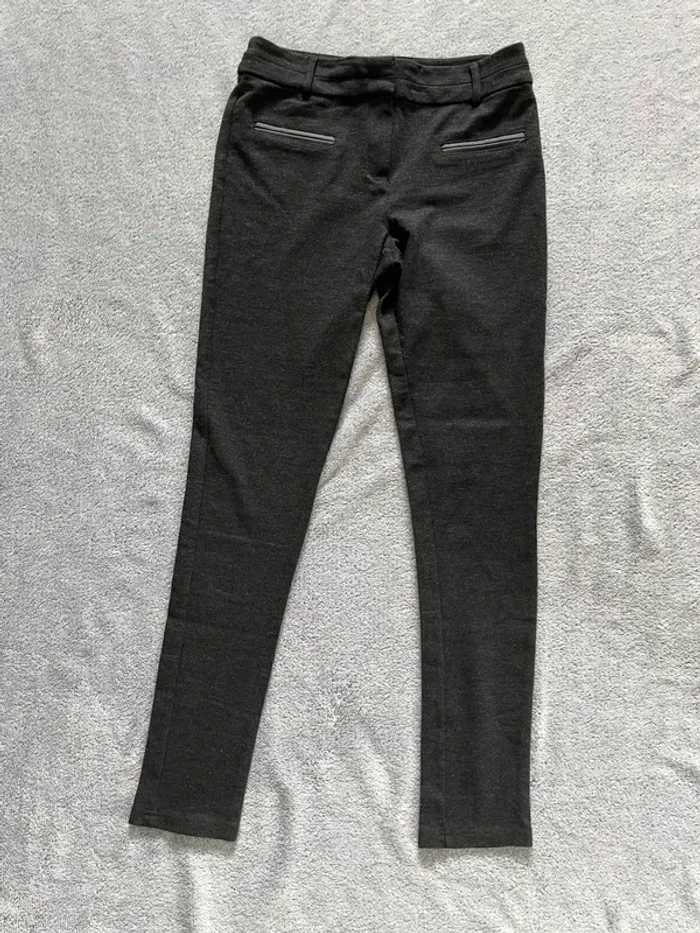 Pantalon gris, taille 38