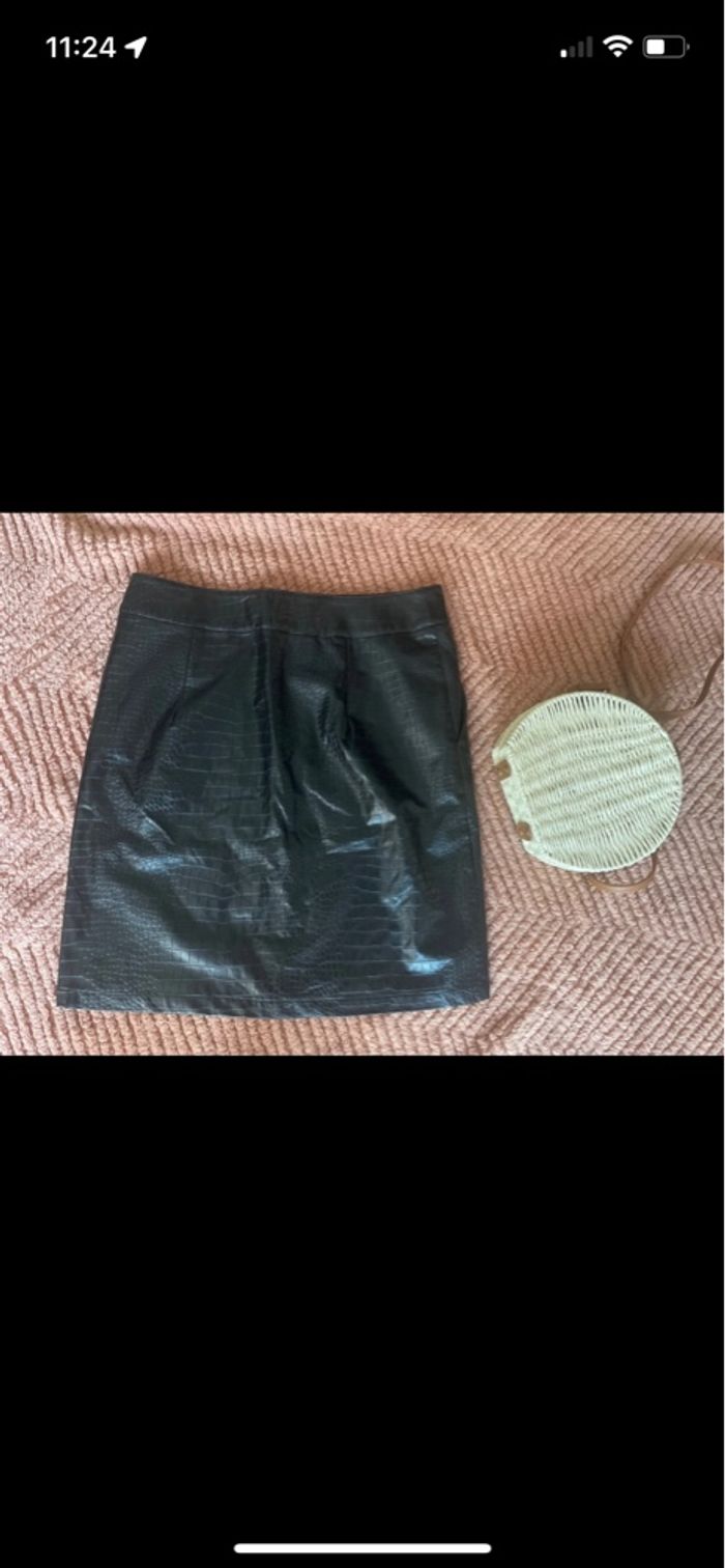 🌸Jupe en simili cuir noir effet crocodile Margit brant taille 38 🌸 - photo numéro 2