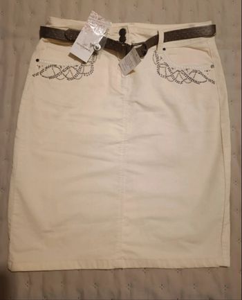 Jupe courte écru côtelé Neuve