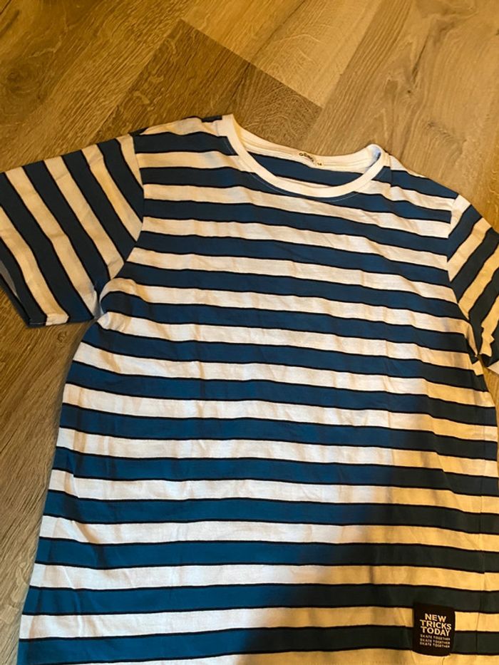 t-shirt rayé bleu et blanc, gémo, taille 14 ans XS - photo numéro 8