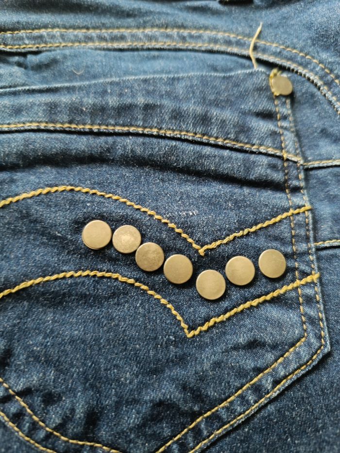 Jean jambes évasées Taille 38 - photo numéro 5
