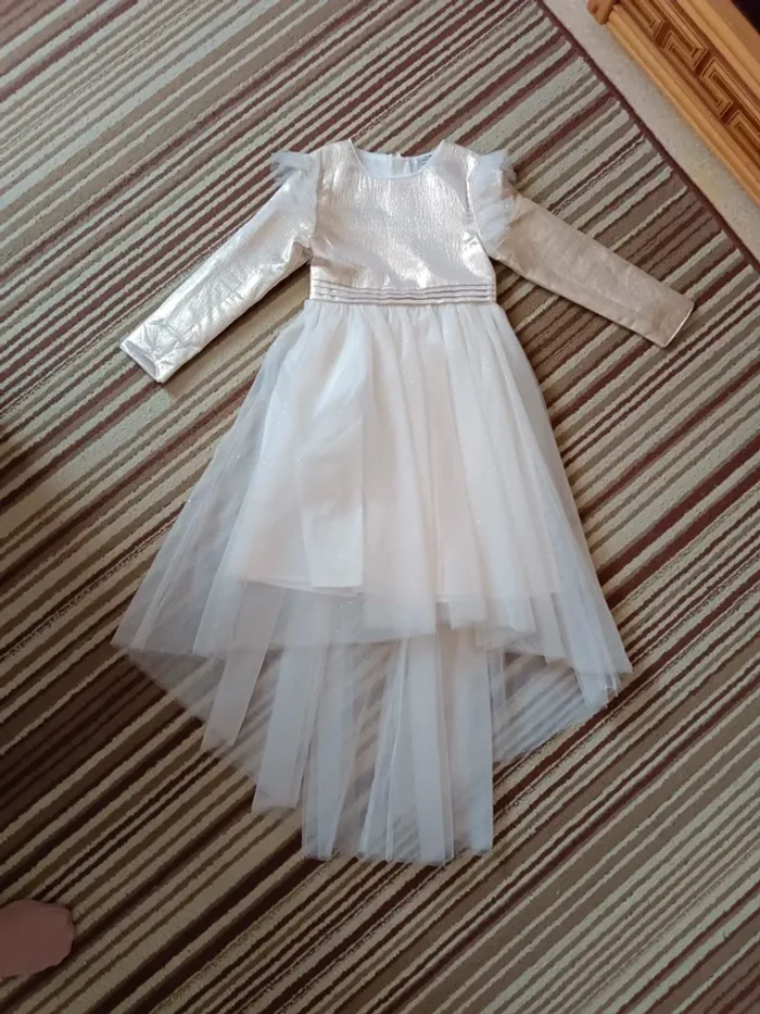 Magnifique robe de cérémonie 6 ans