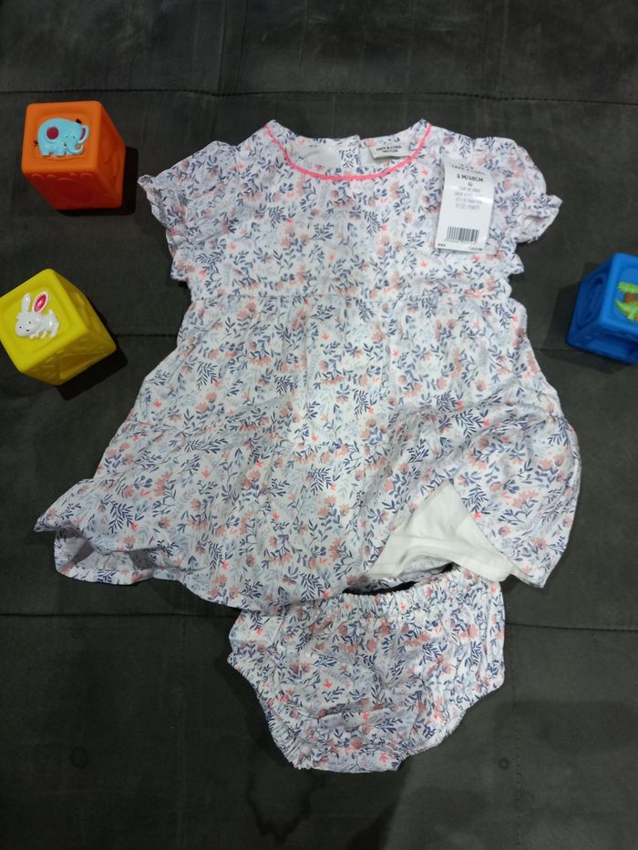 Robe et bloomer fleurie - photo numéro 4