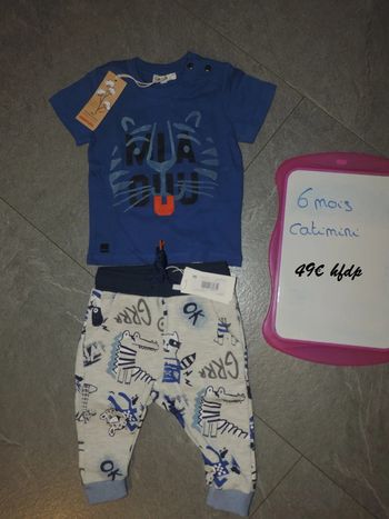 ensemble catimini taille 6 mois neuf
