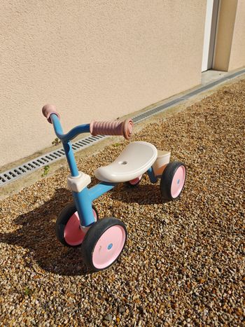 Vélo / trotteur 