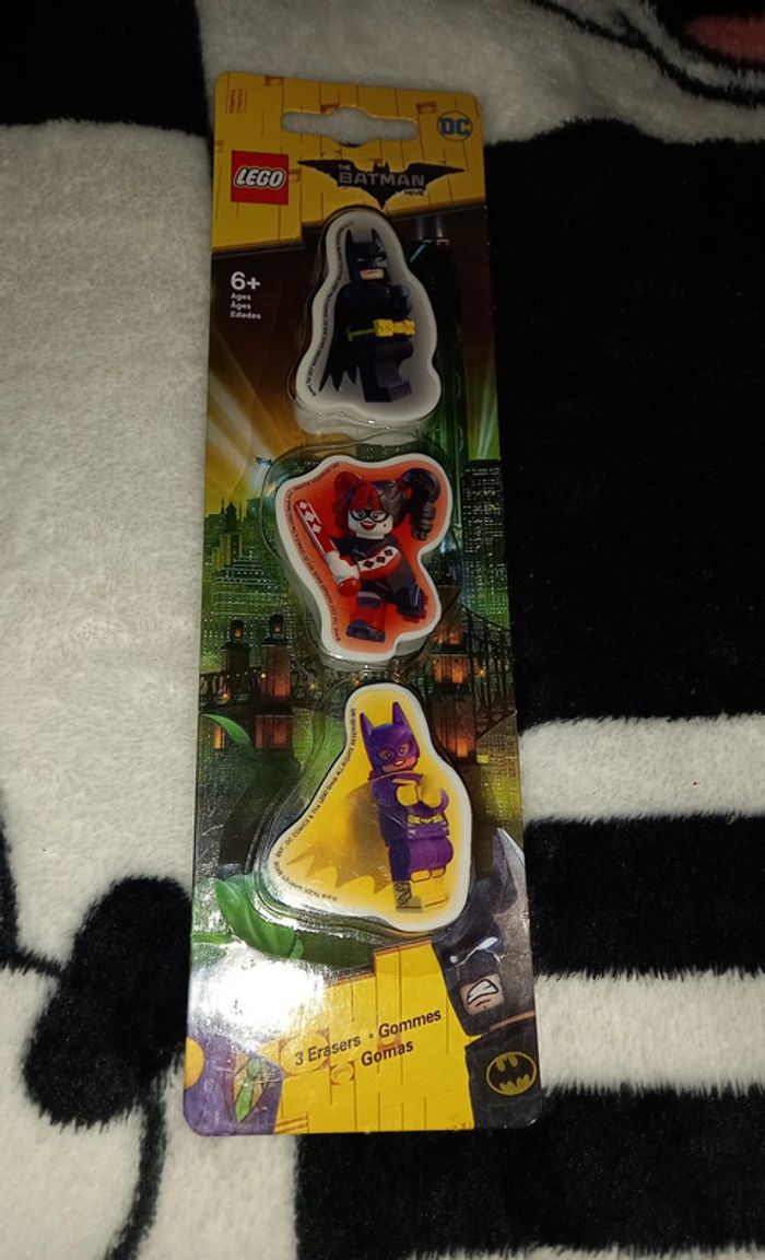 Gommes Lego