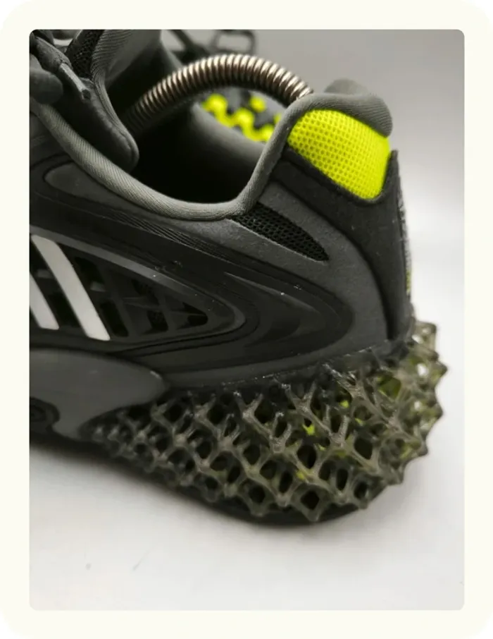 Baskets Adidas 4D Krazed Taille 43,5 - photo numéro 2