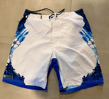 Short de bain bleu