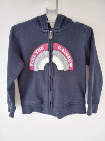 Gilet zippé avec capuche 3 ans