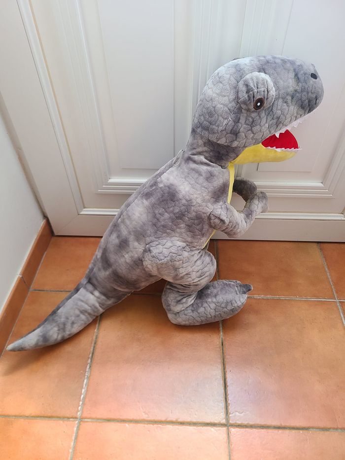 Peluche dinosaure
