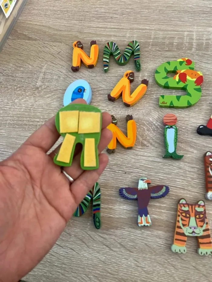 Lettre en bois, décorative - photo numéro 6