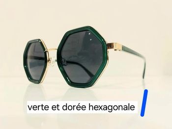 Lunette de soleil mixte hexagonale verte et dorée uvprotection catégorie 3