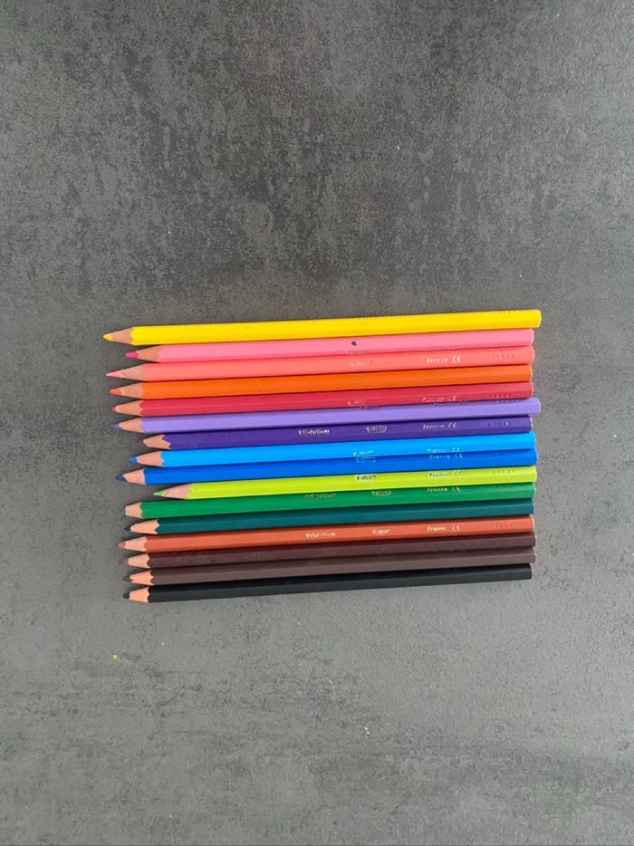 crayons de couleur - photo numéro 2