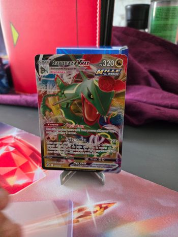 Carte Rayquaza Vmax française