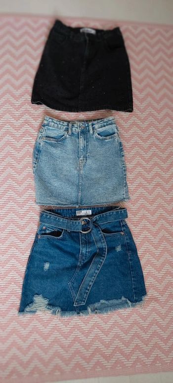 Lot de 3 jupes en jean Taille 34 (12-13 ans)