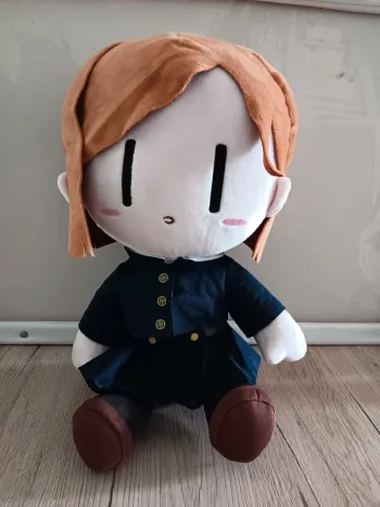 Grande peluche jujutsu kaisen nobara