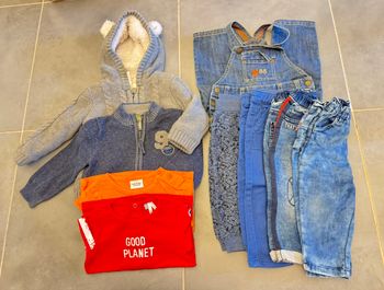 Lot vetements garcons  12 mois Tape à l'oeil