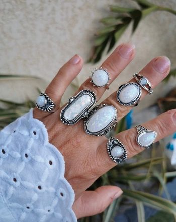 A43 Lot de 8 bagues bohème rétro diverses taille neuve