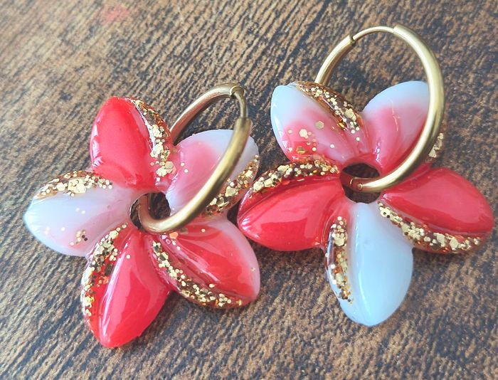 Boucles d'oreilles faites mains - photo numéro 4