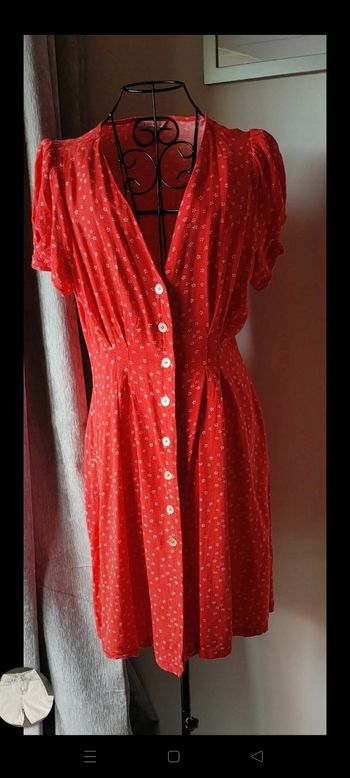 Robe à fleurs mi longue effet lin 