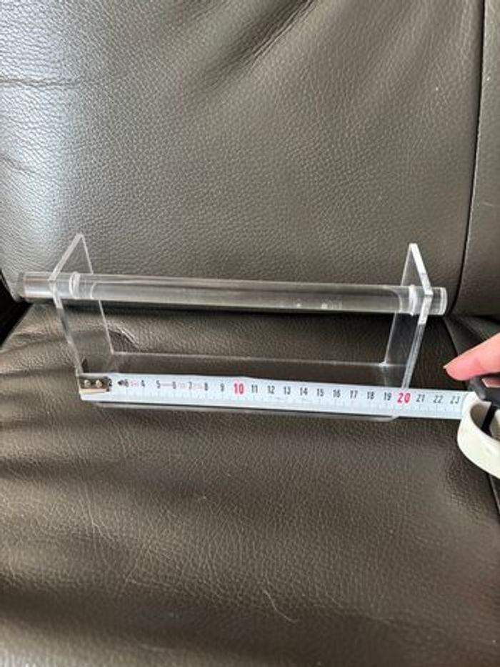 Support / présentoir bracelets vendu vide en plexiglass - photo numéro 4