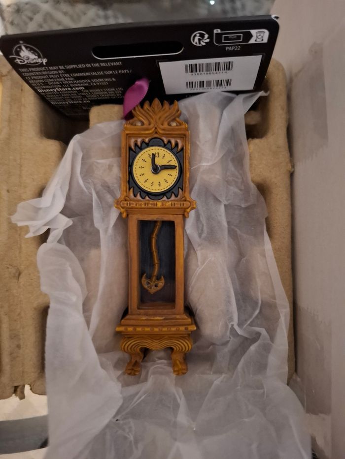 Ornement Horloge clock Disneystore Disney shopdisney Disneyland paris Haunted Mansion Phantom Manor