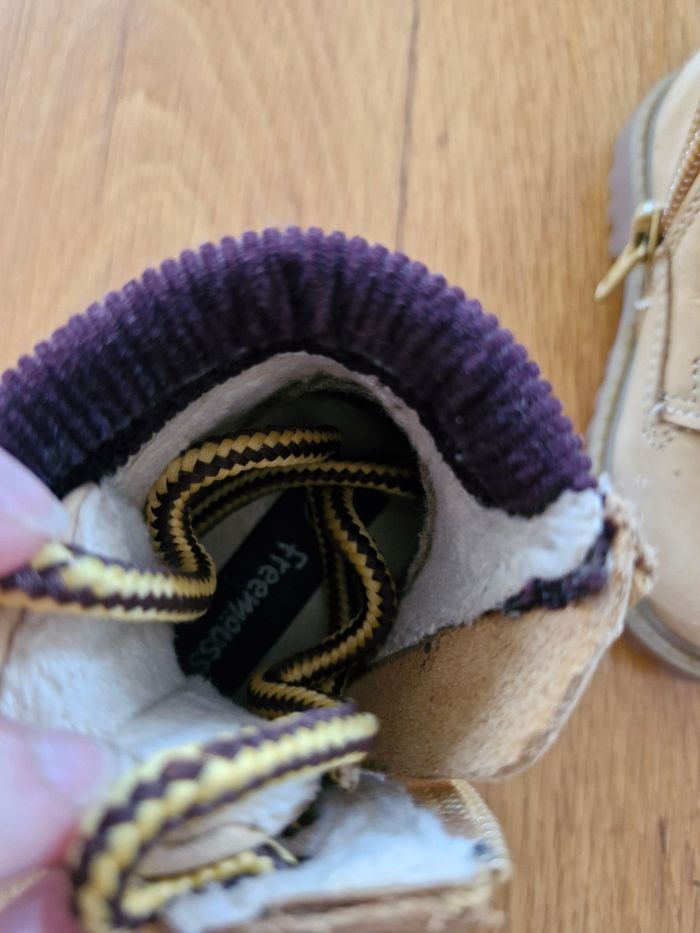 Chaussure taille 19 - photo numéro 3