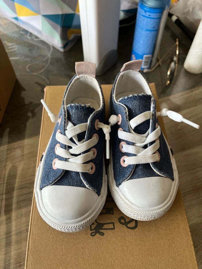 Chaussure en toile - photo numéro 2