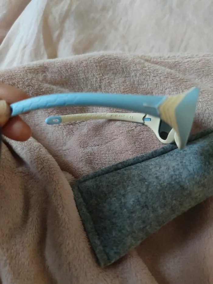 Lunettes - photo numéro 5