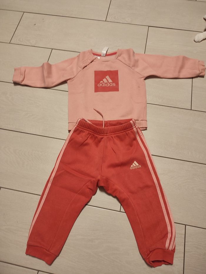 Ensemble adidas