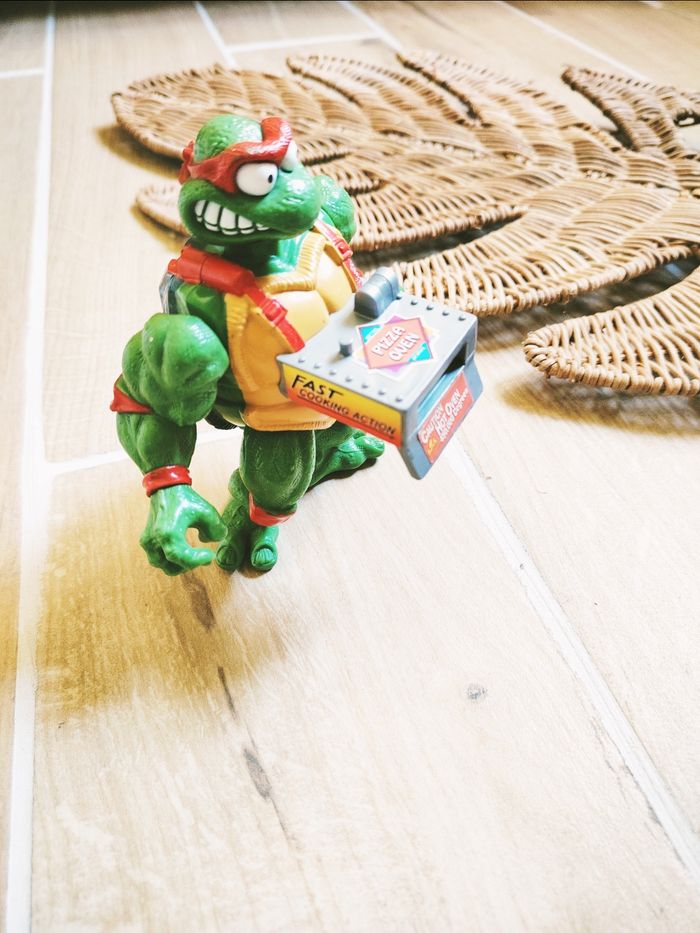 🐢Figurine Classic Pizza Tossin' Raphaël - Teenage Mutant Tortues ninja marque Playmates Toys - photo numéro 3