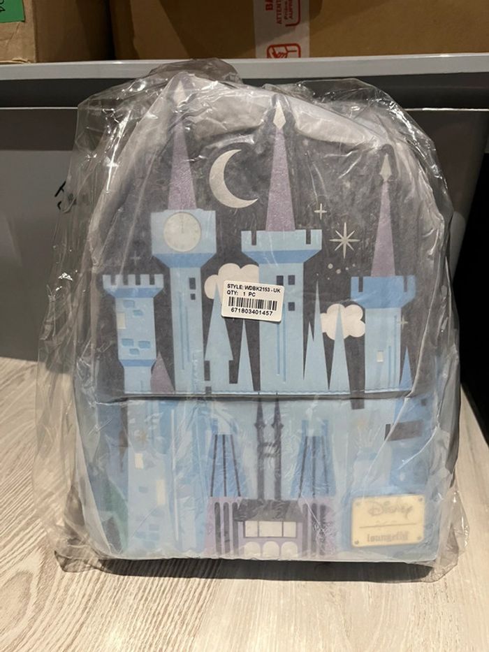 Mini backpack Loungefly Château Cendrillon - photo numéro 7