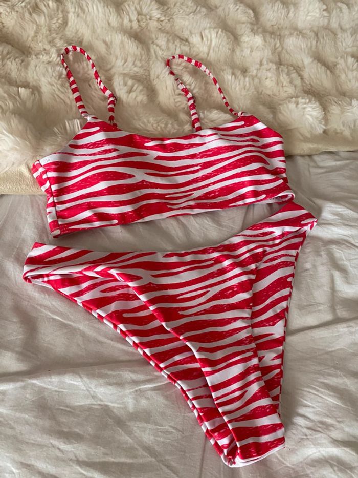 Maillot de bain 2 pièces - photo numéro 2