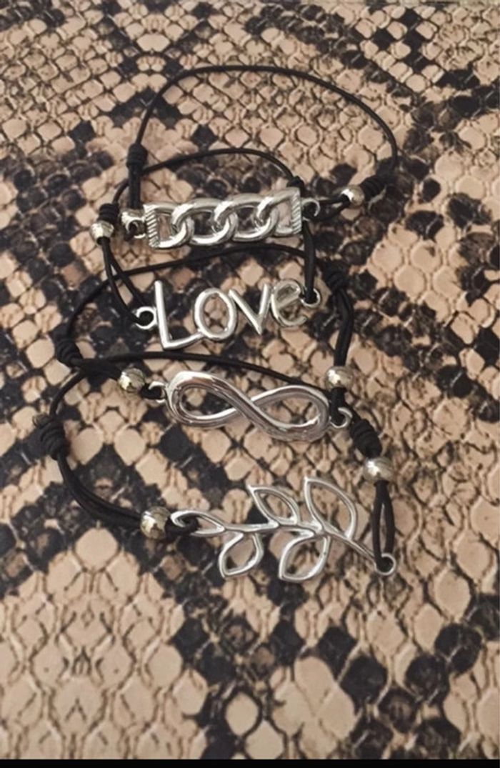 4 bracelets métal argenté - photo numéro 4