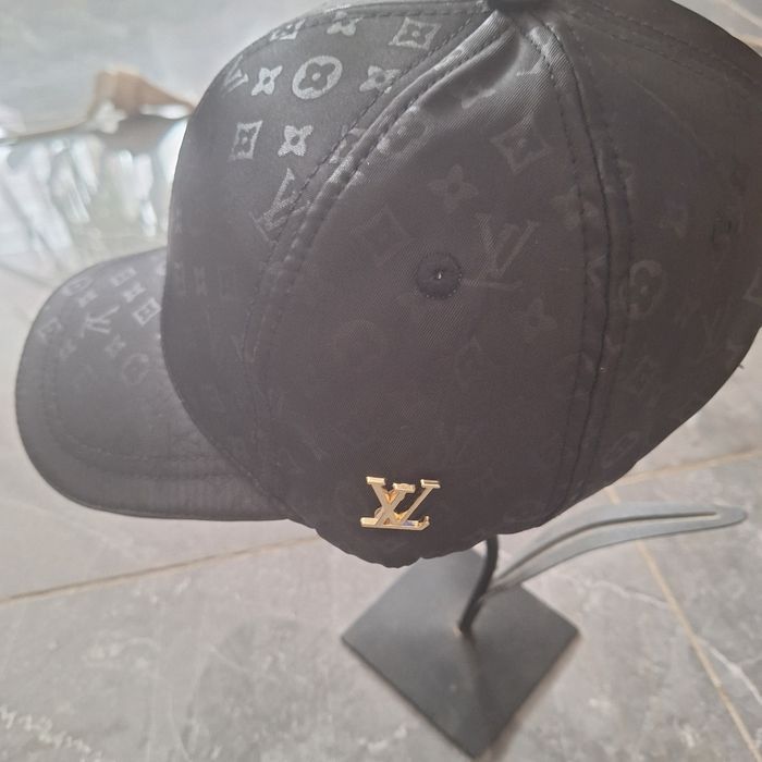 Casquette lv - photo numéro 2