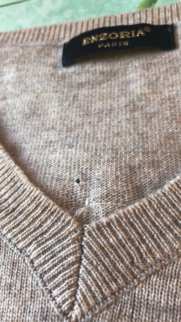 Pull beige col v taille unique - photo numéro 7