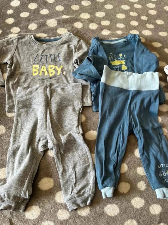 Lot bébé taille 3 mois bon état 12 articles - photo numéro 2