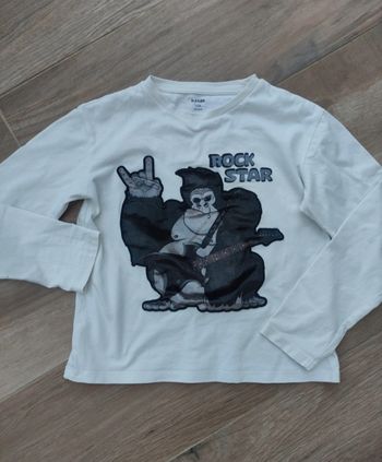 T.shirt Kiabi 10 ans très bon état 