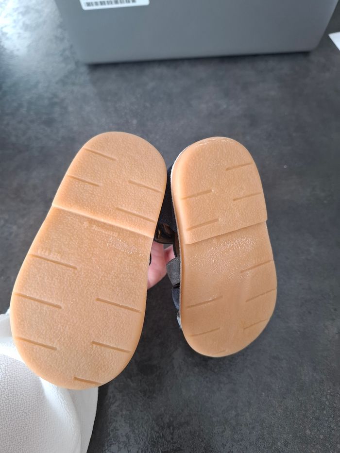 Chaussure - photo numéro 2