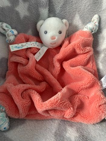 Doudou ours plat Kaloo 