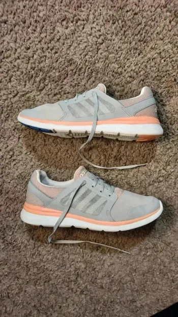 Basket Adidas Cloudfoam 38