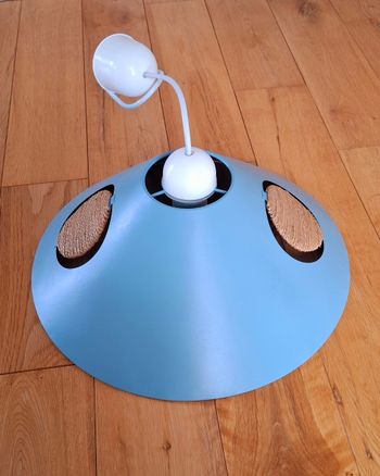 suspension lustre bleue 