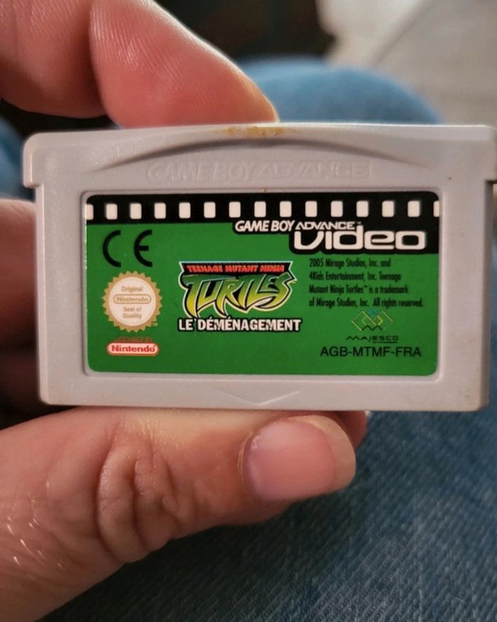 Video gameboy advance tortues ninja