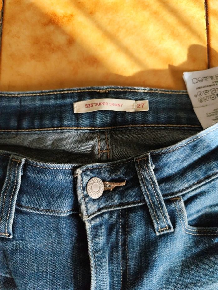 Jean's Levi's femme - photo numéro 2