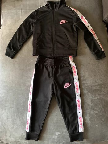 Survêtement NIKE 12 mois