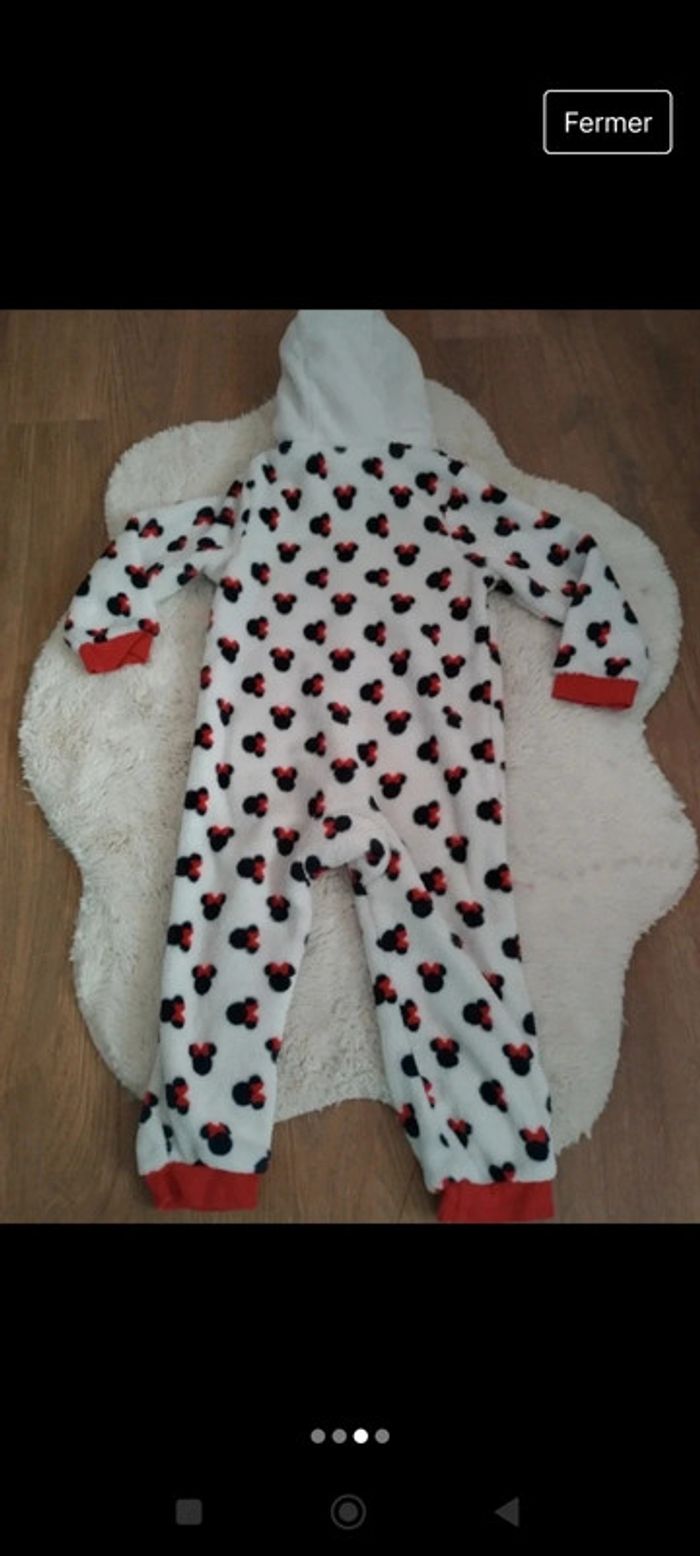 Combinaison Minnie taille 3 ans - photo numéro 3