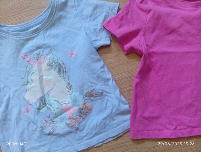 Lot 2 T shirts fille 2-3ans - photo numéro 2