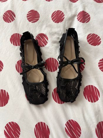 Ballerines à dentelle 