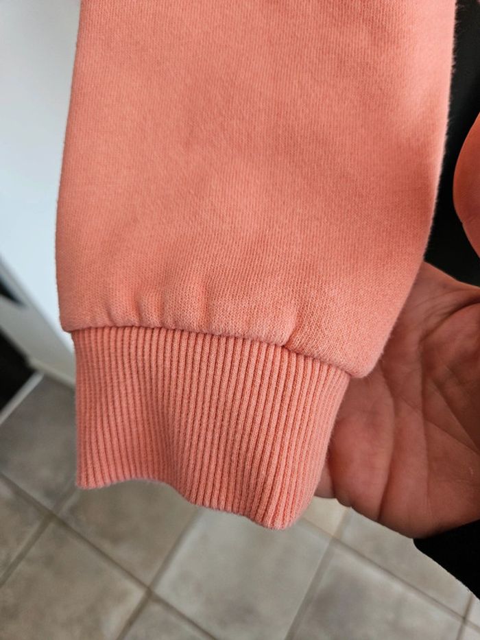 Guess sweat à capuche taille XS - photo numéro 4