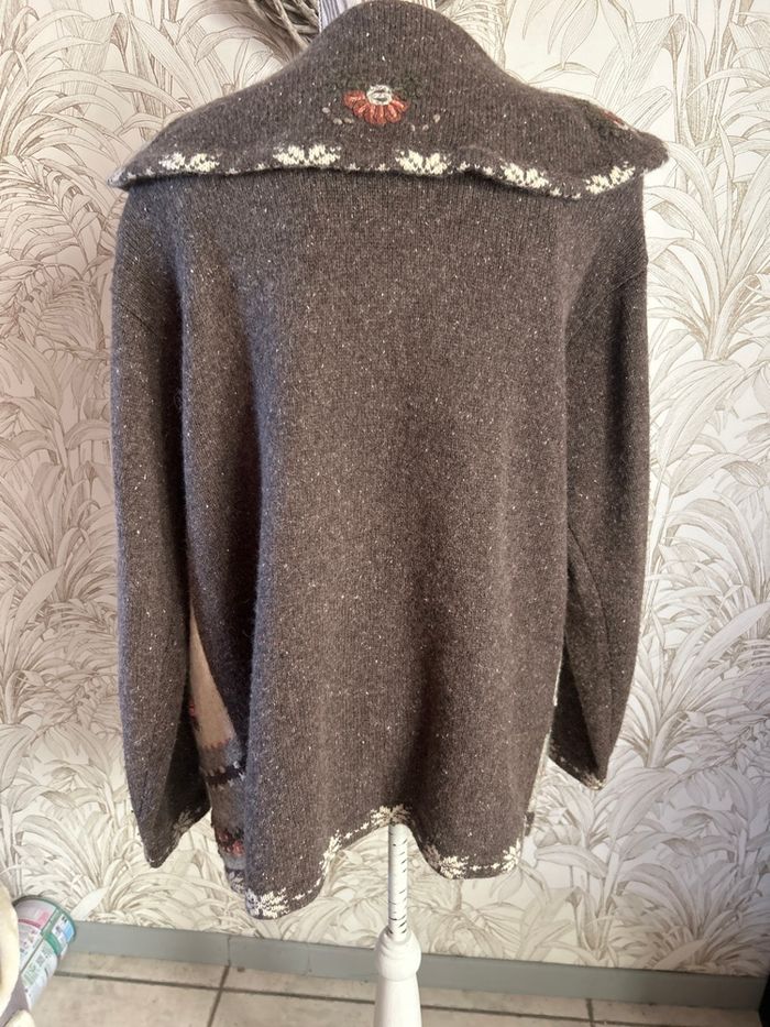 Gilet en laine fleuri - photo numéro 4